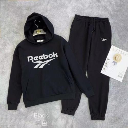 WINTER TRACKSUIT