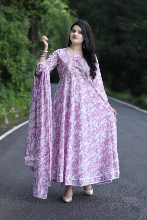 Embroidery Anarkali Kurti with pent and duppta is made.
