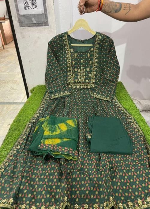 NAYRA CUT STYLE REYON KURTI + PENT + DUPATTA.