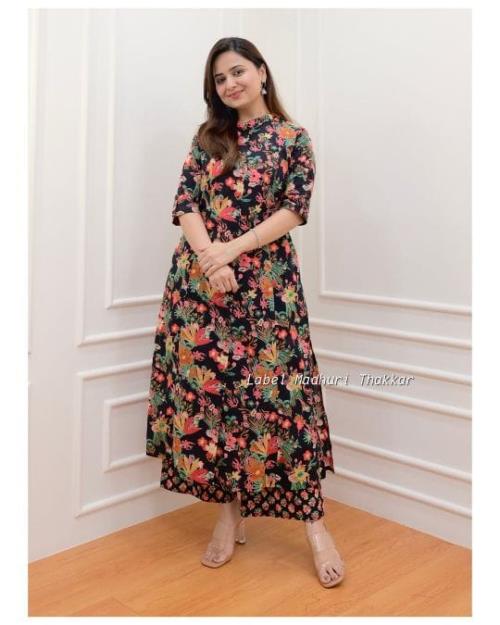 BLACK FLOREL PREMIUM TOP BOTTOM SE