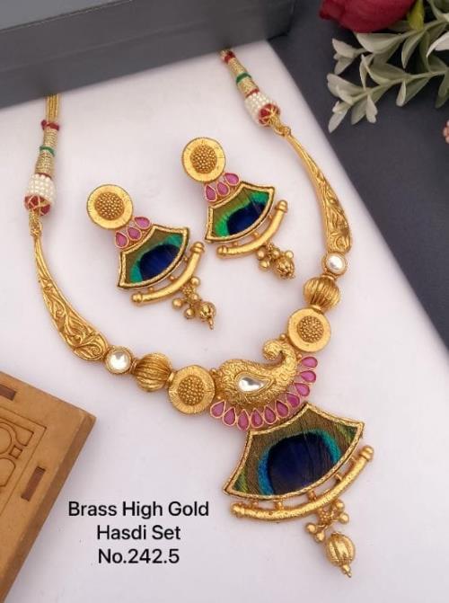 Brass High Gold Hasdi Set .