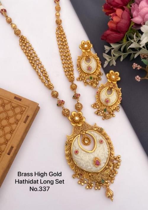 Brass High Gold Hathidat Long Set.