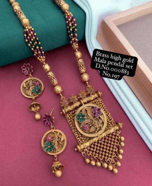 BRASS HIGH GOLD MALA PENDAL SET