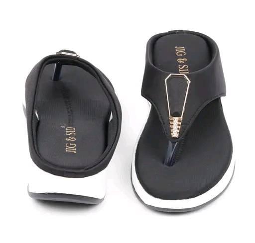 Trendy Womens Flats