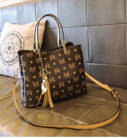 Imported Original Quality PU Leather Handbag.