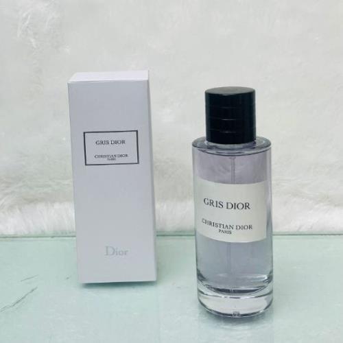 Important perfume With  Brand BOX For Men & Womens   .