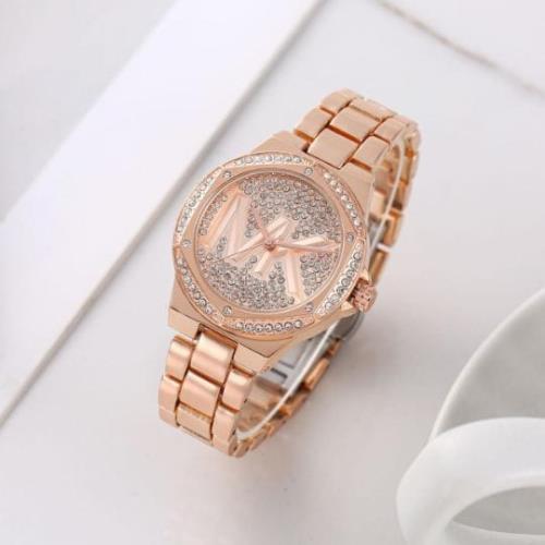 Michael Kors Womens Collection .