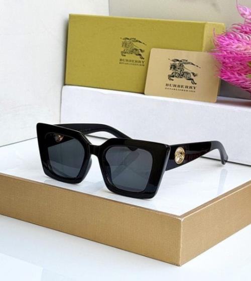 Burberry Ladies Collection High-Quality Unisex UV-Protective Sunglasses.