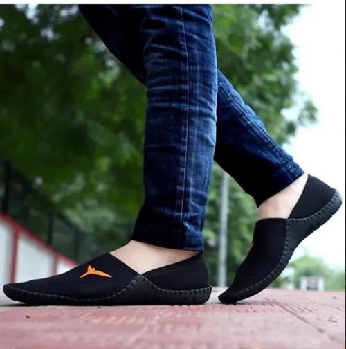 Inspired black bird for mens casual shoes