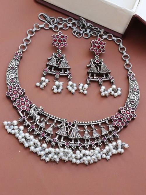 Premium Silver Pendai Butti Set.