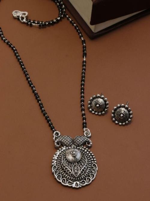 Silver Mangalsutra.
