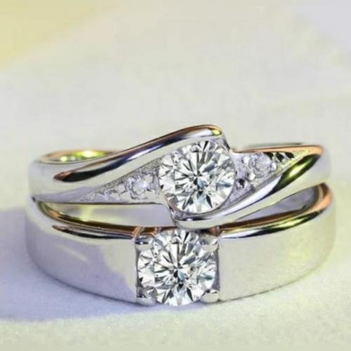 Premium Couple Ring Set With Gift Box.
