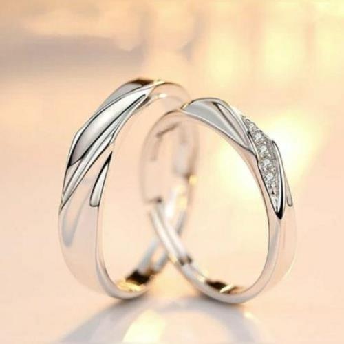 Premium Couple Ring Set With Gift Box.