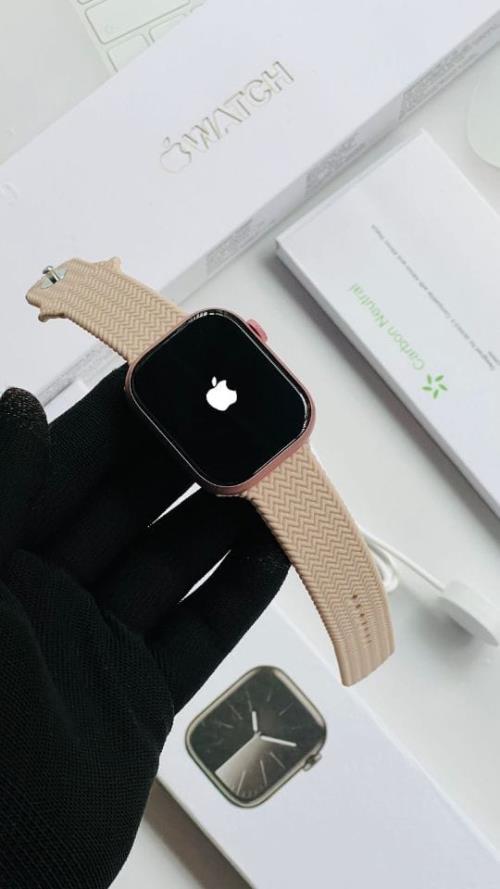 APPLE WATCH 9 | 64GB inbuilt storage EDITION.