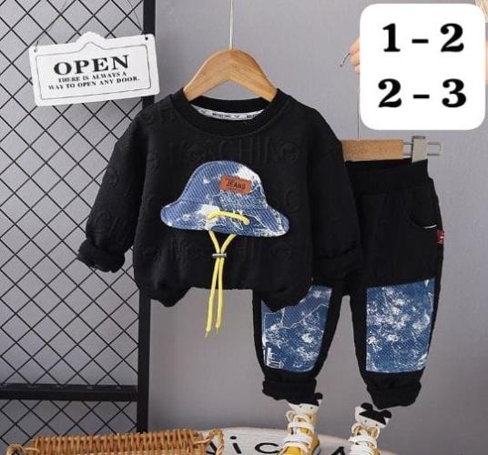 Cute Long Sleeves T-Shirt with Comfy Pants Set . Black