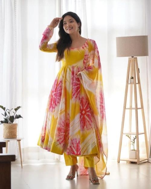 TABBY ORGANJA SILK FABRIC FULLY FLAIR KALI PATTERN AND CANVAS PATTA WITH DUPPTA SET ,PENT READY TO 