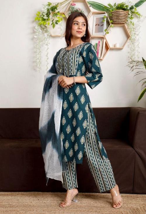  Beautiful Procin Printed Cotton Fabric Kurti.