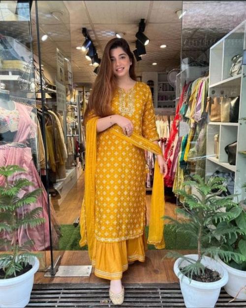 Heavy EMBROIDERY cotton Kurti with cotton .