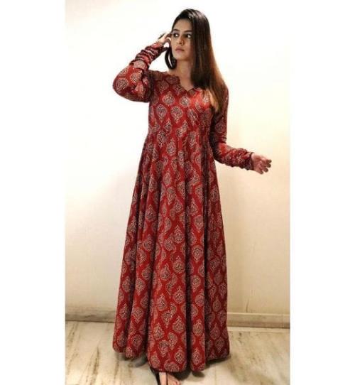  BEAUTIFUL Heavy  Reyon Anarkali Gown