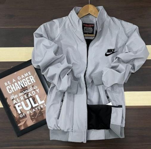 Inspired by NIKE WINDCHETER.
