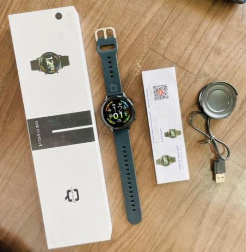 FOSSIL Q SMART WATCH .