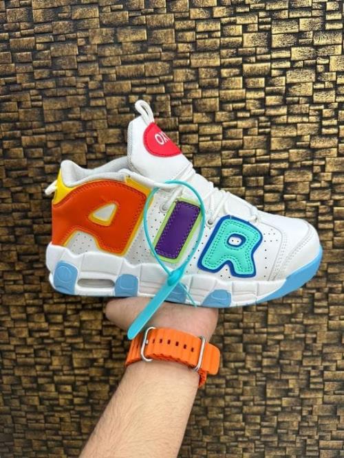 IMPORTED SHOES OF AIR.