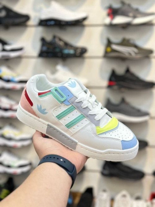 ADIDAS FORUM LOW ANKLE.