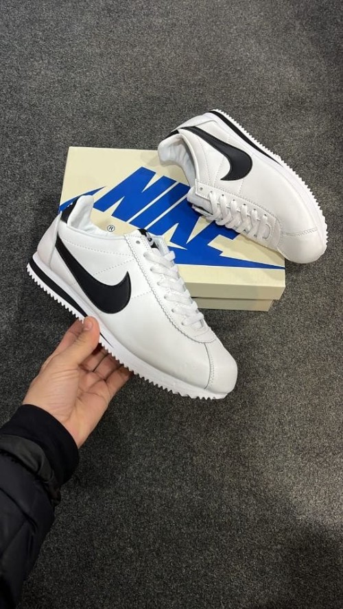 Nike Cortez  10@ top leathr quality.