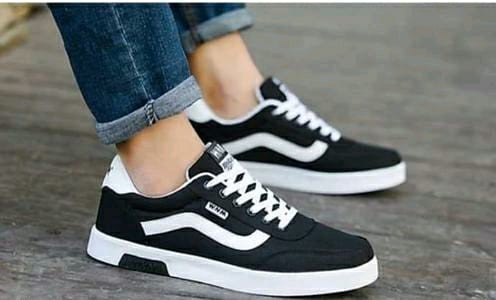 Inspired  by Vans old Black Shoes   .