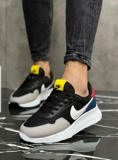 inspired by NIKE WINDER.