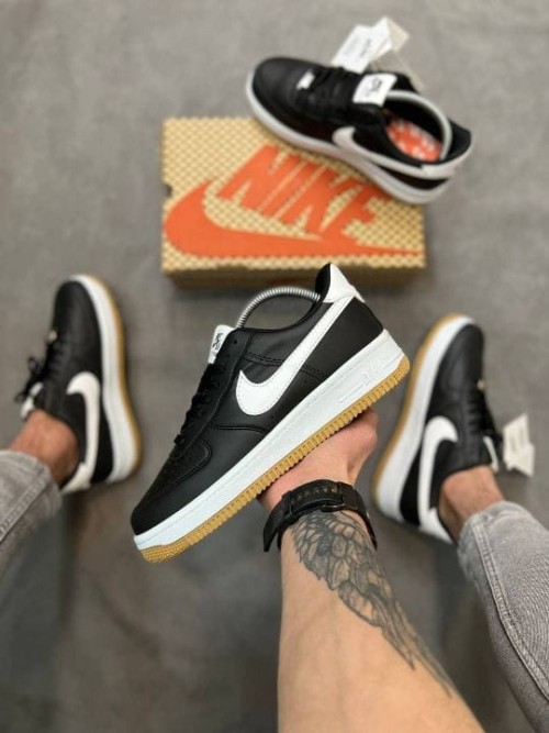 inspired by NIKE AIR 6@.