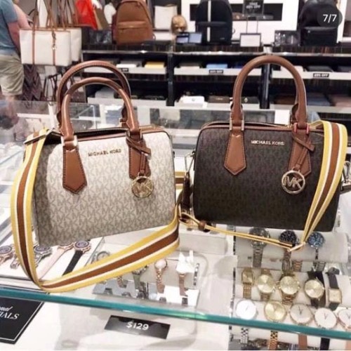 Luxury Handbag – Inspired by 100% Original Michael Kors Jet Set Speedy Bag | Premium High-Quality Le