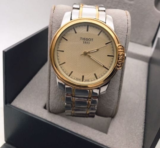 Tissot Stainless Steel classy Men's Watch.
