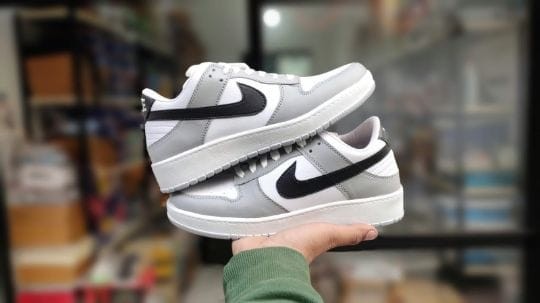 inspired by NIKE LOW DUNK.