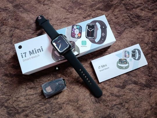 i7 MINI SMART WATCH SERIES 7 41MM .
