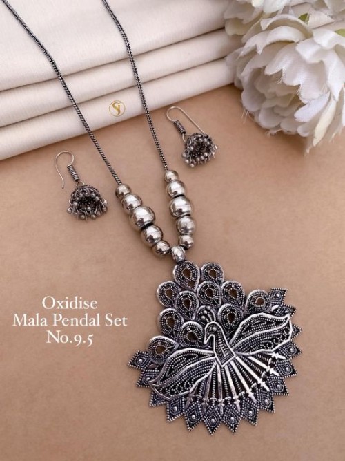 Traditional Oxidized Mala Pendant Set for Women | Antique Silver Finish | Ethnic Necklace with Match