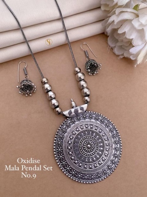 Traditional Oxidized Mala Pendant Set for Women | Antique Silver Finish | Ethnic Necklace with Match