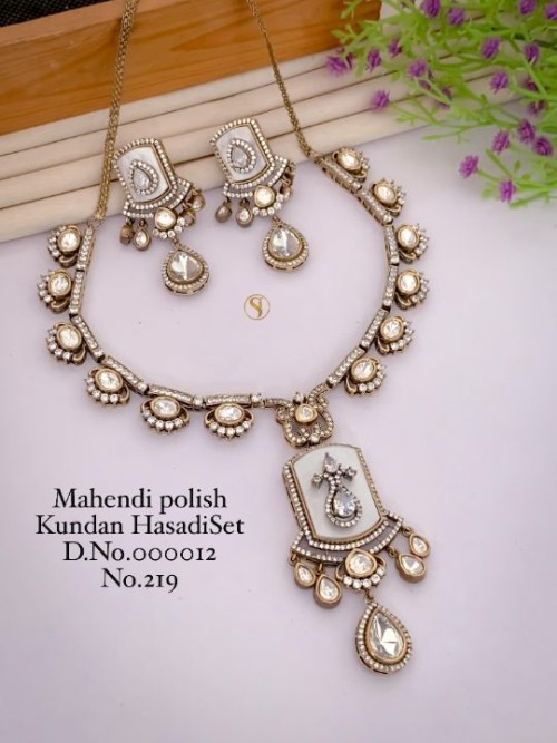 Traditional Mahendi Polish Kundan Hasdi Set | Bridal & Party Wear Jewellery | Ethnic Indian Choker N