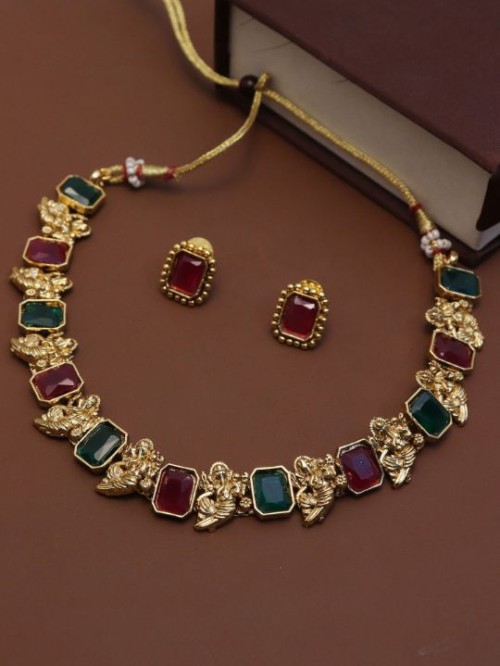 Designer Neckless.