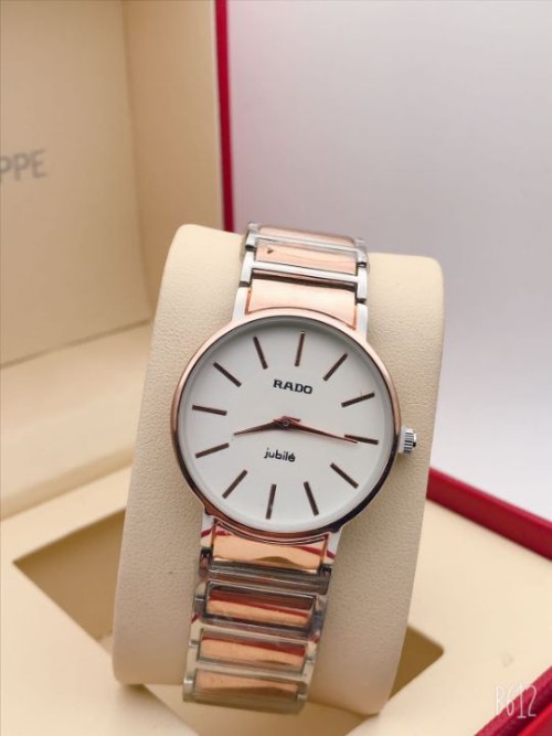 Premium High Quality Chain Ladies Watch.