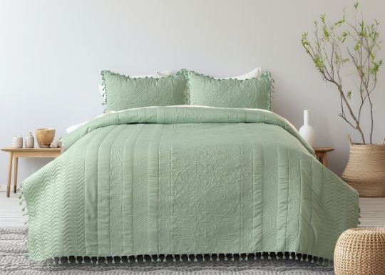 Premium Tussels Bedcover Set | Double Bed 3 PCS Set (90x100 inch) | Cotton Feel Fabric | Luxury Seri